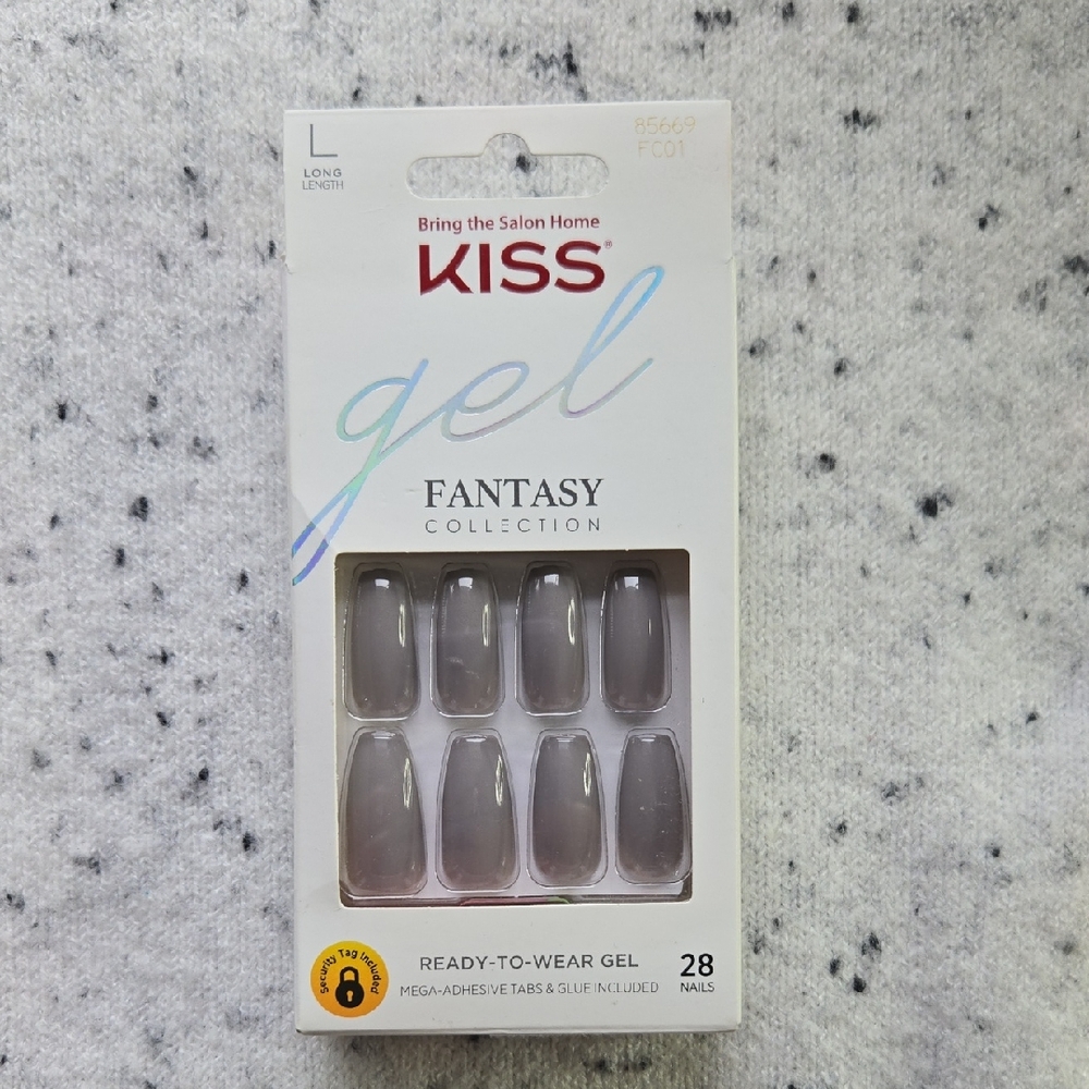 KISS Gel Fantasy Collection Nails - Elegant Gray